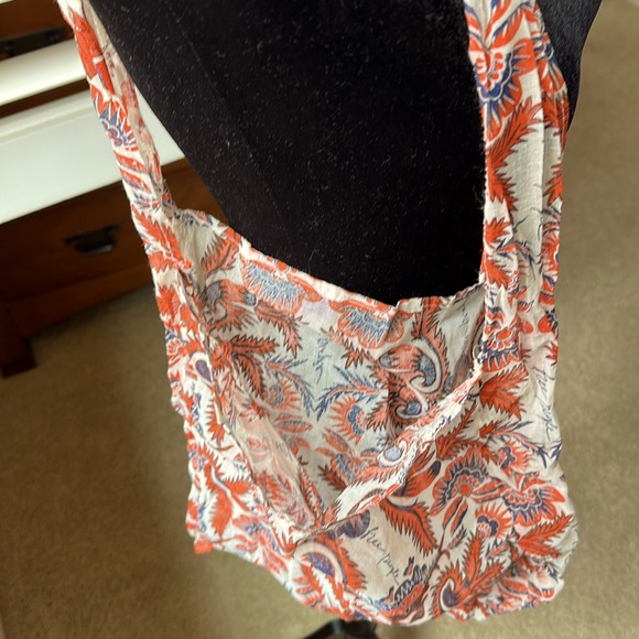 FREE PEOPLE brand BAG. shoulder bag. Thin patterned fabric. No closure. - Picture 2 of 10